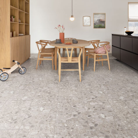 Laminaat en vinyl Vinyl vloer in keuken van Hout Luyten